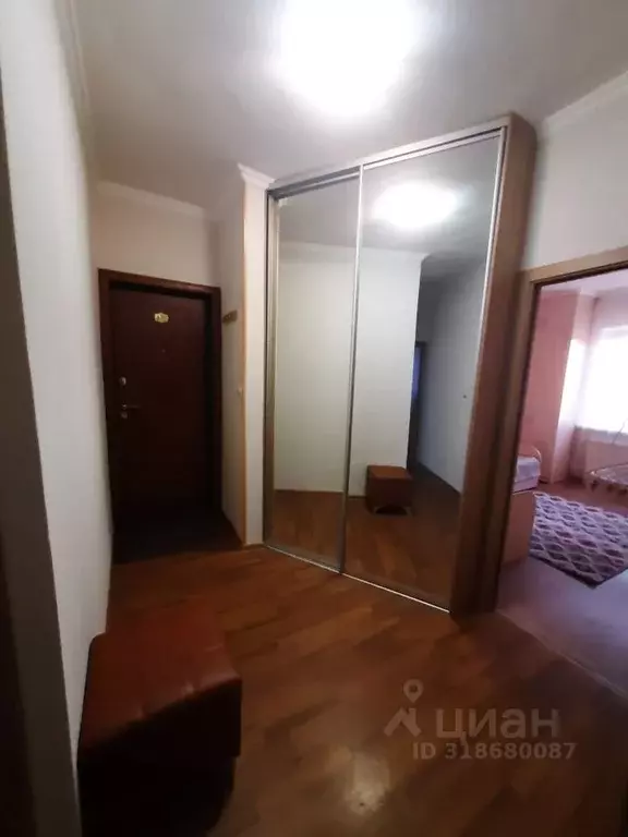 2-к кв. Ханты-Мансийский АО, Когалым Ленинградская ул., 43 (50.0 м) - Фото 0