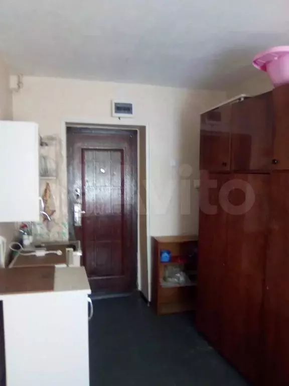 Комната 13,5м в 1-к, 1/5эт. - Фото 0