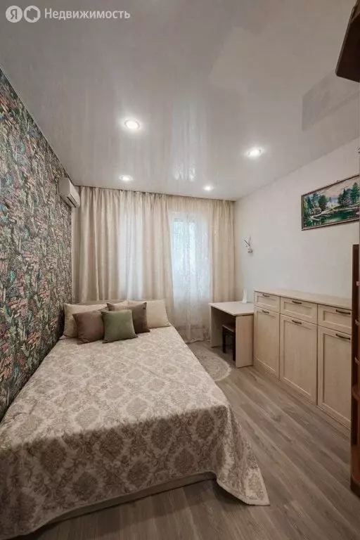 3-комнатная квартира: Волгоград, улица Сухова, 17 (65 м) - Фото 1