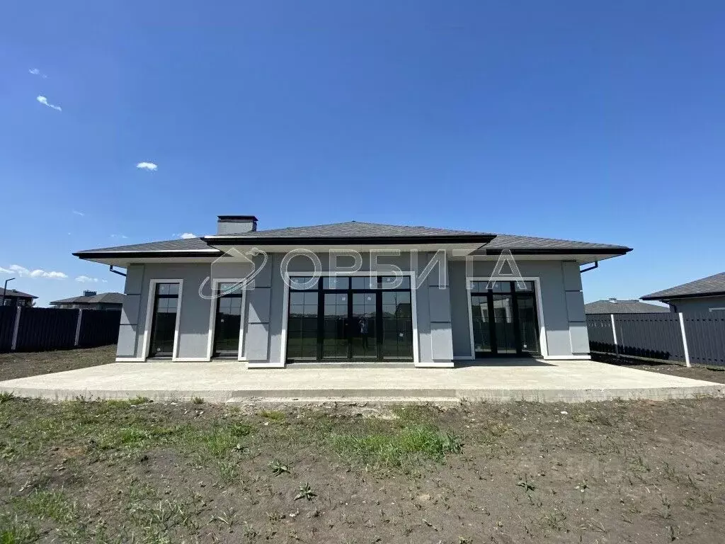 Дом в Тюменская область, Тюменский район, с. Кулаково  (193 м) - Фото 1