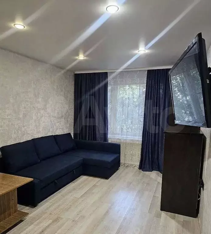 1-к. квартира, 33 м, 1/9 эт. - Фото 0