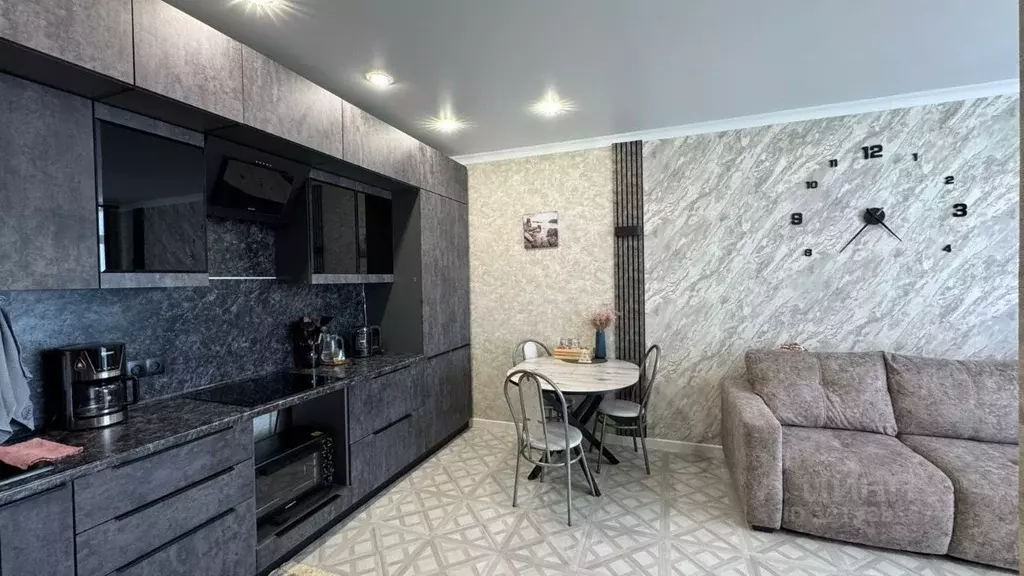 2-к кв. Астраханская область, Астрахань ул. Бехтерева, 2А (56.9 м) - Фото 2