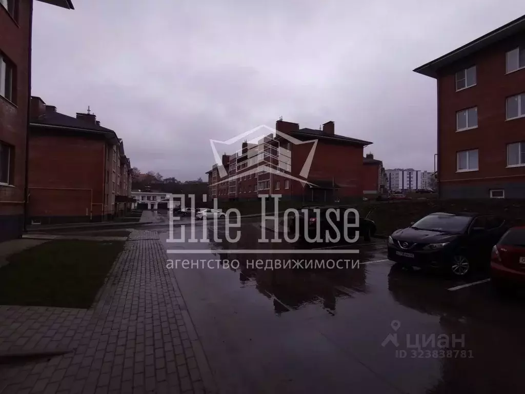 2-к кв. Калужская область, Калуга ул. Изумрудная, 6к1 (60.0 м) - Фото 1