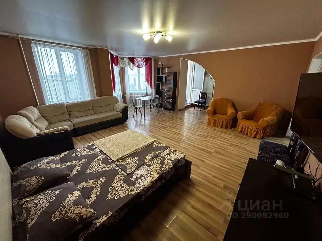 Студия Оренбургская область, Оренбург ул. Сергея Лазо, 14 (64.0 м) - Фото 1