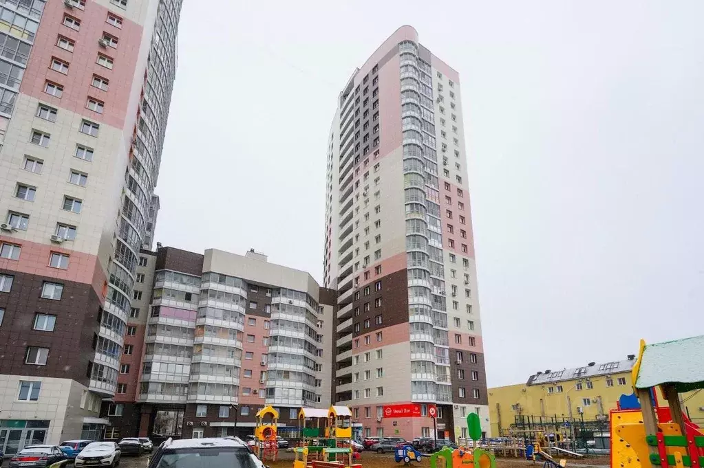 2-к кв. Кировская область, Киров ул. Калинина, 40 (56.1 м) - Фото 2