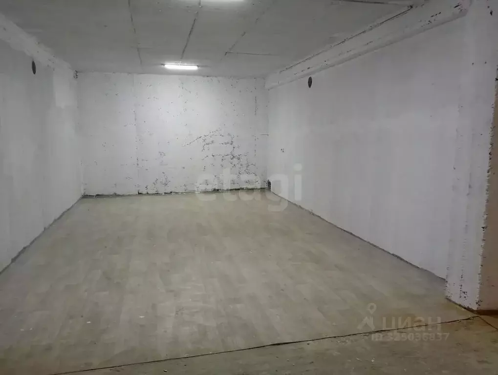 Гараж в Краснодарский край, Геленджик ул. Майская, 5 (39 м) - Фото 1