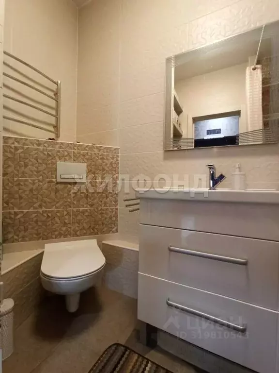 3-к кв. Новосибирская область, Новосибирск ул. Ясный Берег, 4 (84.0 м) - Фото 1