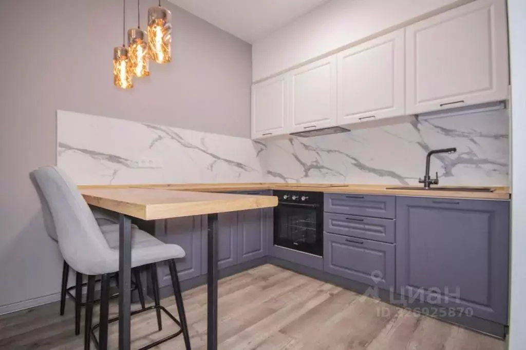 1-к кв. Свердловская область, Екатеринбург ул. Московская, 249 (42.7 ... - Фото 1