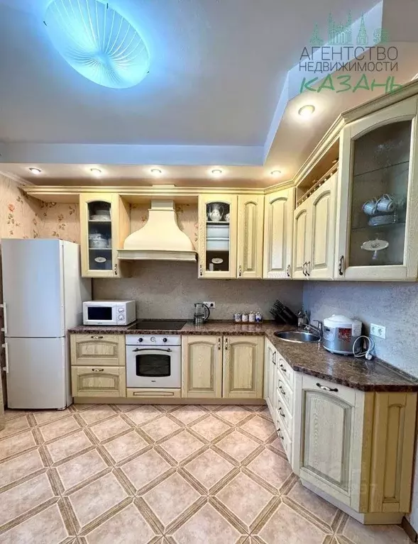 2-к кв. Татарстан, Казань ул. Дубравная, 28 (65.7 м) - Фото 1