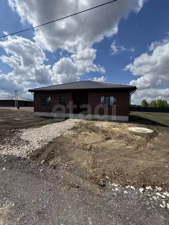 Дом в Тульская область, Новомосковск городской округ, д. Кресты 40 ... - Фото 0