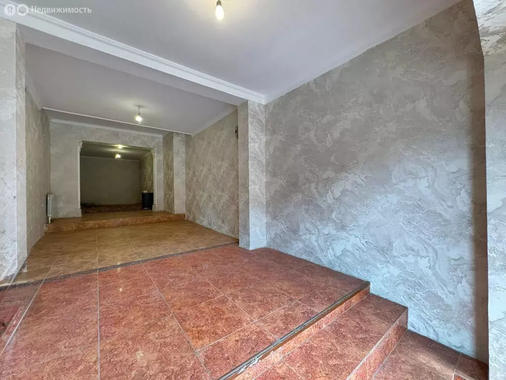 3-комнатная квартира: Баксан, улица Угнич, 15 (65.6 м) - Фото 1