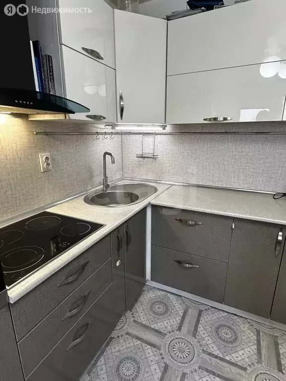 1-комнатная квартира: Благовещенск, Октябрьская улица, 111 (45.5 м) - Фото 2