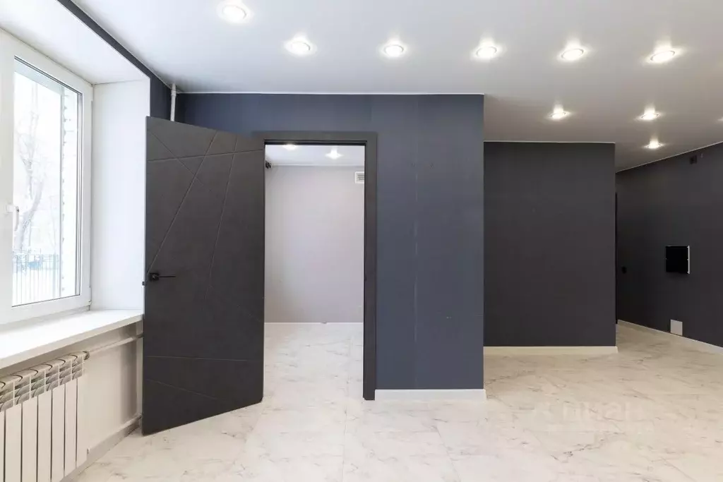 2-к кв. Ленинградская область, Волхов ул. Ломоносова, 12А (43.5 м) - Фото 2