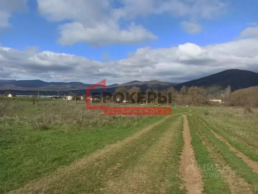 Участок в Севастополь с. Родниковское, ул. Степана Скитальца (10.0 ... - Фото 1