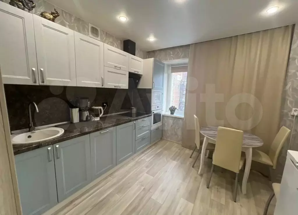 2-к. квартира, 60 м, 6/9 эт. - Фото 0