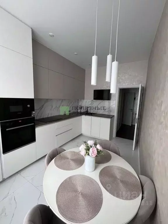 2-к кв. Красноярский край, Красноярск Норильская ул., 12 (61.8 м) - Фото 1