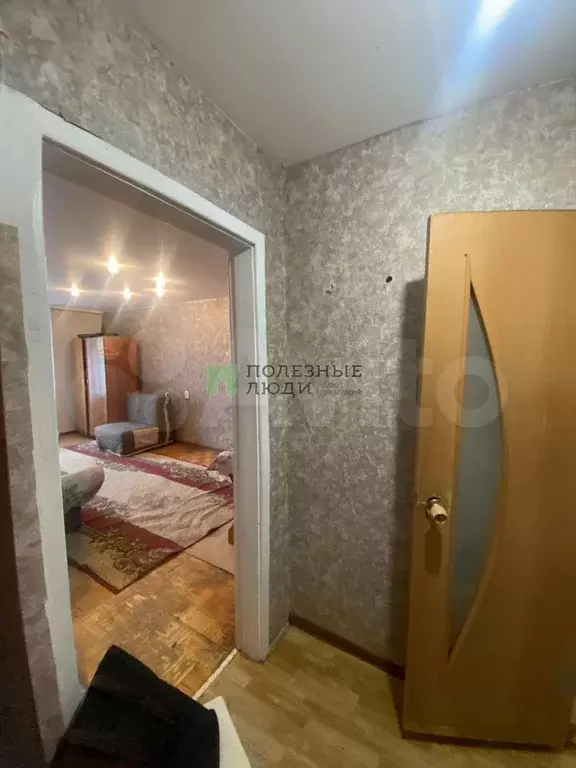 Комната 24,9 м в 5-к., 2/9 эт. - Фото 1