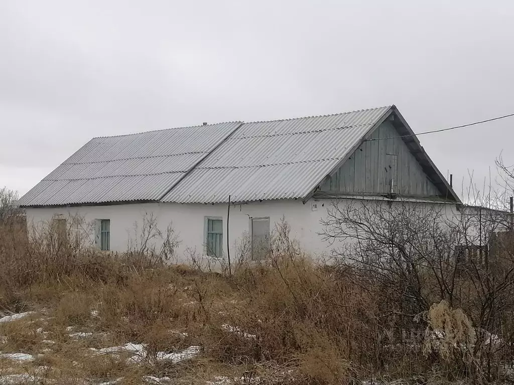 Дом в Оренбургская область, Оренбургский район, Караванный сельсовет, ... - Фото 0