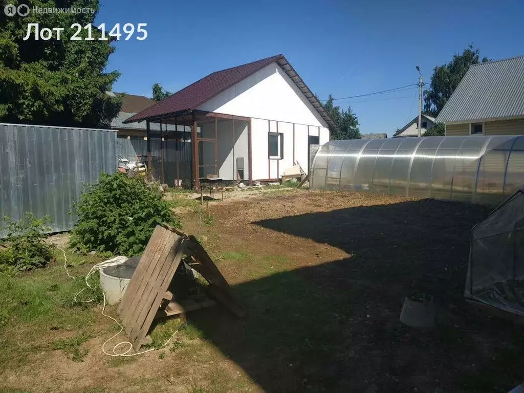 Дом в село Булатниково, Школьная улица, 27 (250 м) - Фото 0