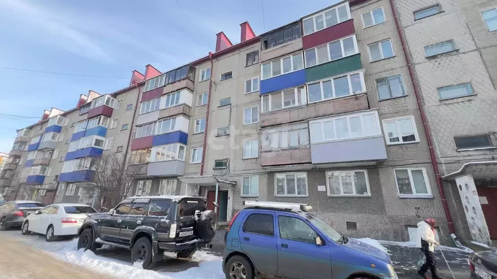 2-к кв. Сахалинская область, Южно-Сахалинск Хабаровская ул., 58 (44.6 ... - Фото 0