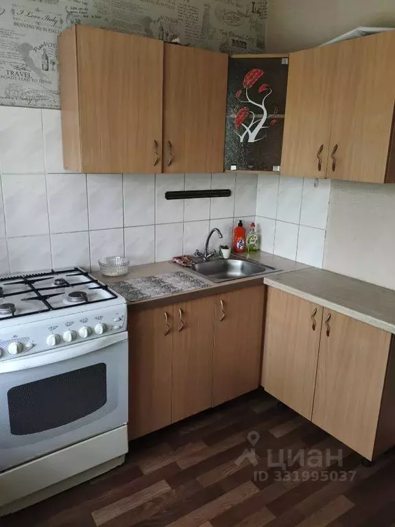2-к кв. Саратовская область, Энгельс Полиграфическая ул., 63 (31.0 м) - Фото 1