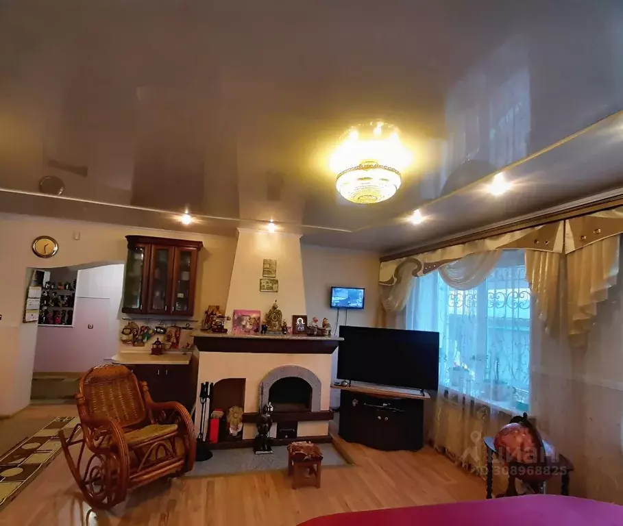 Дом в Приморский край, Уссурийск ул. Романа Кочнова (242 м) - Фото 1