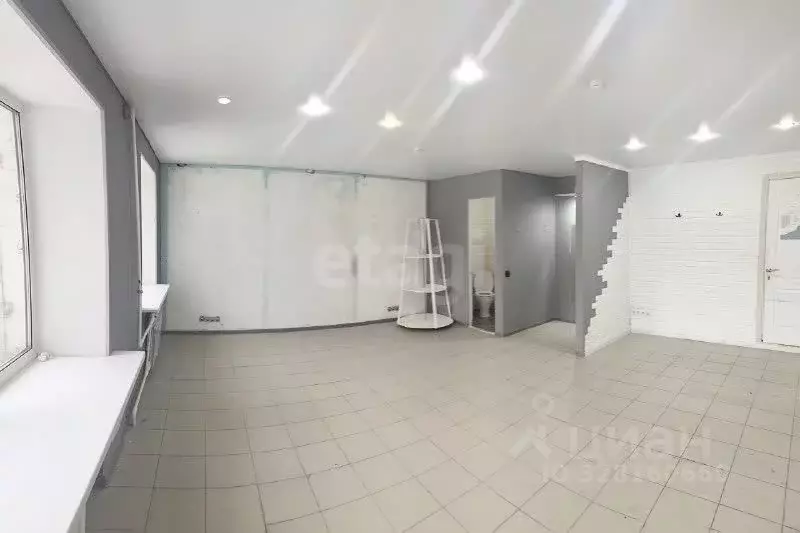 Помещение свободного назначения в Татарстан, Альметьевск ул. Ленина, ... - Фото 2