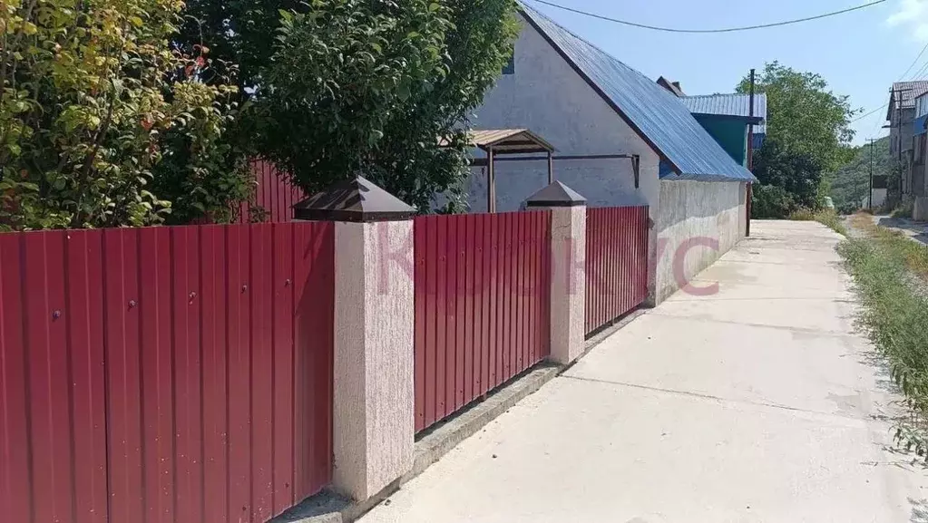 Дом в Краснодарский край, Новороссийск ул. Советов (90 м) - Фото 1
