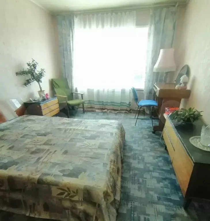 Комната 18 м в 3-к., 5/5 эт. - Фото 1