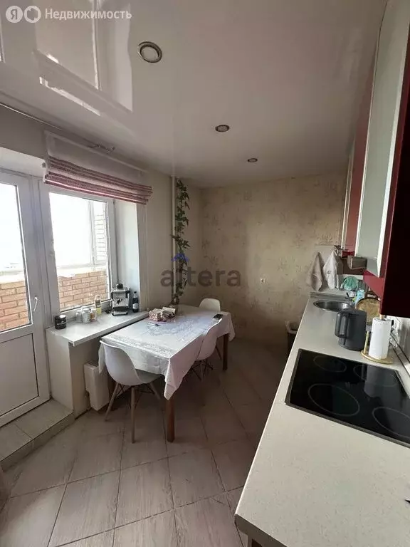 3-комнатная квартира: Казань, улица Новоселья, 6 (79.7 м) - Фото 1