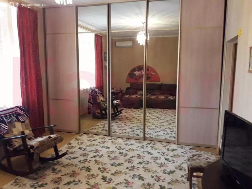 2-комнатная квартира: Краснодар, Городская улица, 18 (53 м) - Фото 1