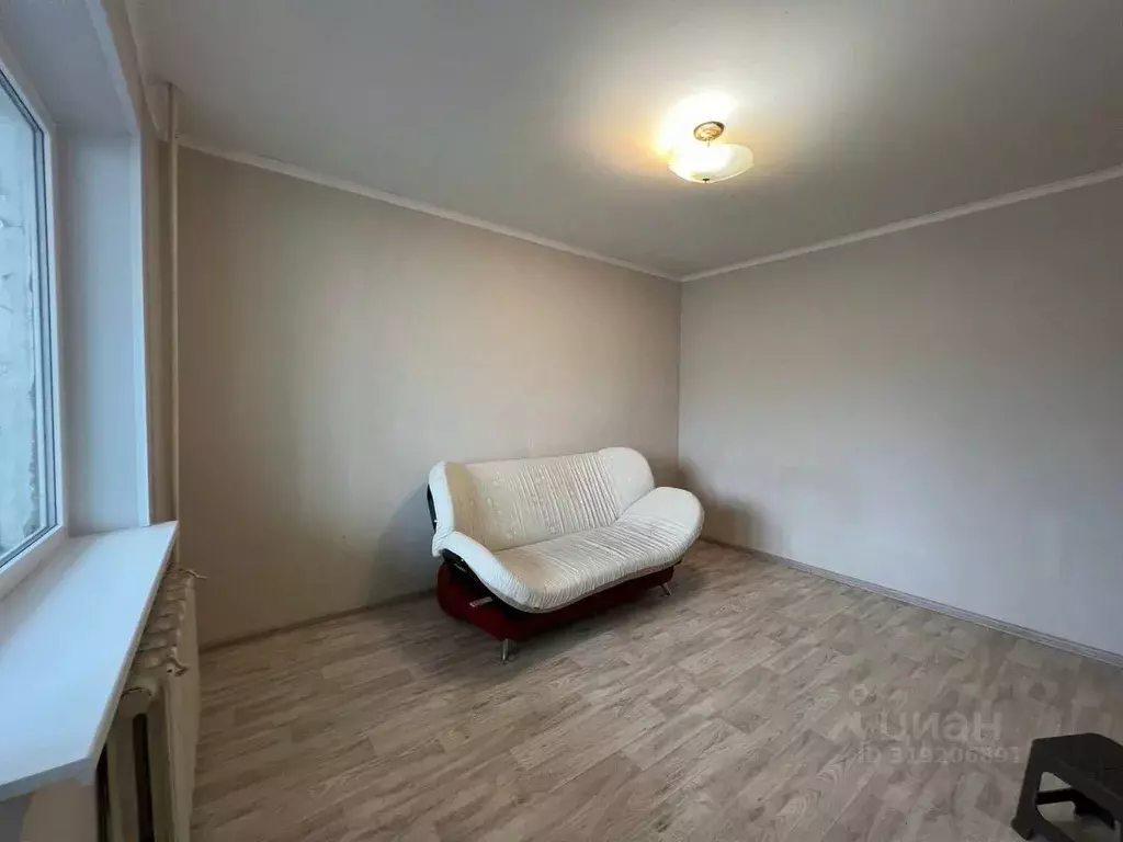 2-к кв. Оренбургская область, Оренбург Всесоюзная ул., 10 (47.9 м) - Фото 1