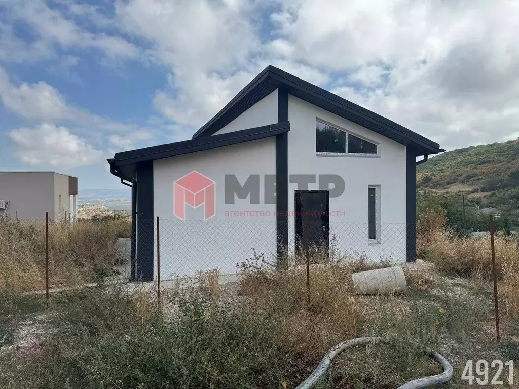 Дом в Севастополь Балаклавский муниципальный округ, с. Флотское, ул. ... - Фото 2