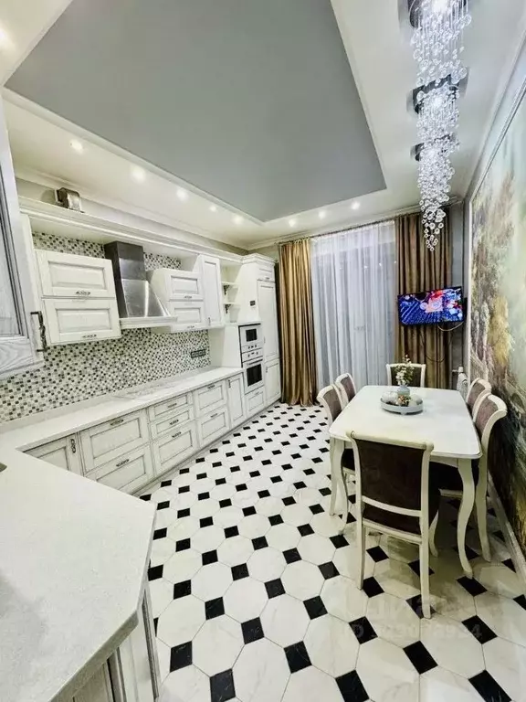 3-к кв. Калужская область, Калуга Молодежная ул., 41к1 (94.09 м) - Фото 1