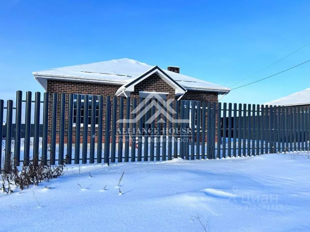 Дом в Татарстан, с. Высокая Гора ул. Радужная, 59 (106 м) - Фото 1