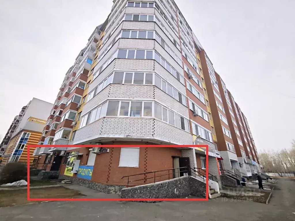 Торговая площадь в Тюменская область, Тюмень ул. Щербакова, 140 (100 ... - Фото 1