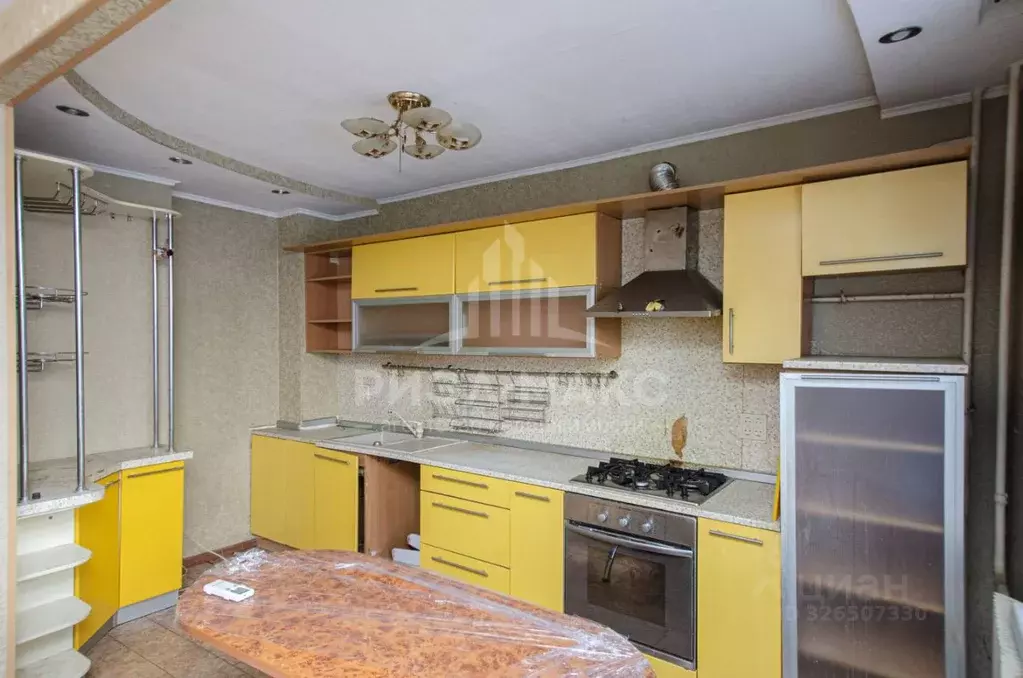 3-к кв. Брянская область, Брянск Комсомольская ул., 18 (81.8 м) - Фото 2