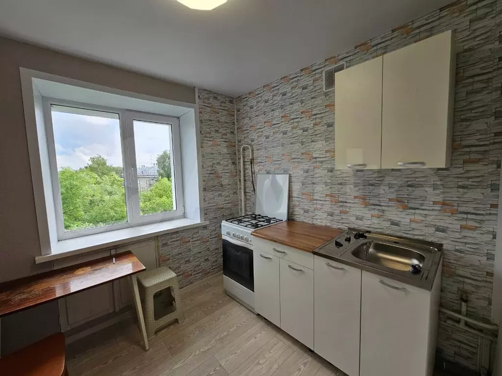 1-к. квартира, 33 м, 5/5 эт. - Фото 1