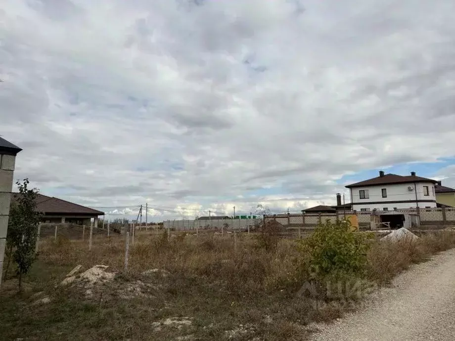 Участок в Крым, Симферопольский район, Трудовское с/пос, пос. Айкаван ... - Фото 1