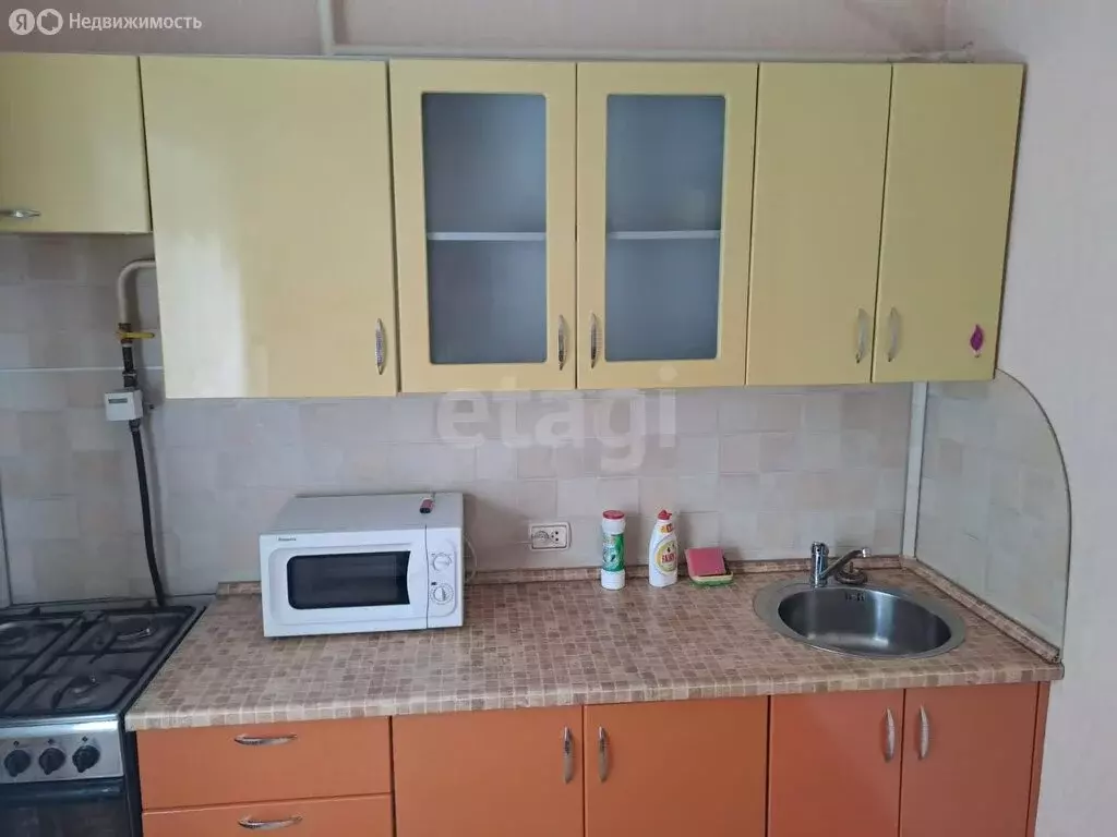 1-комнатная квартира: Омск, Космический проспект, 109 (38 м) - Фото 1