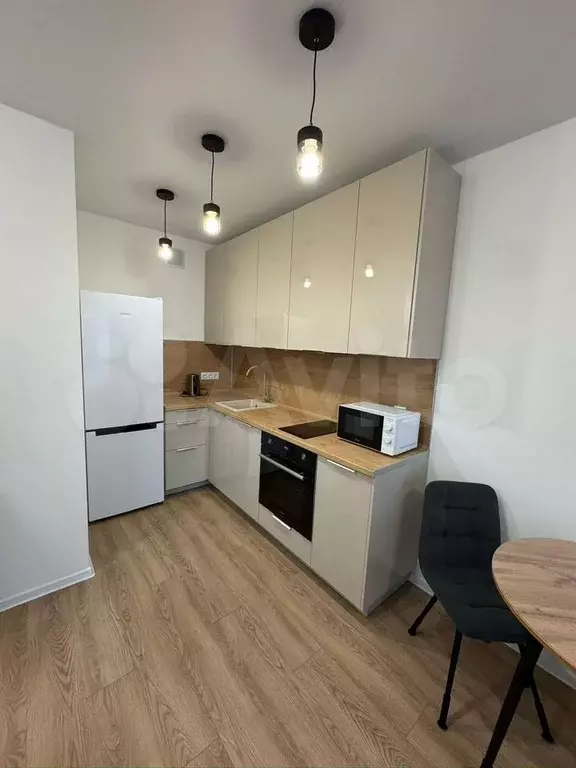 2-к. квартира, 35 м, 8/26 эт. - Фото 1