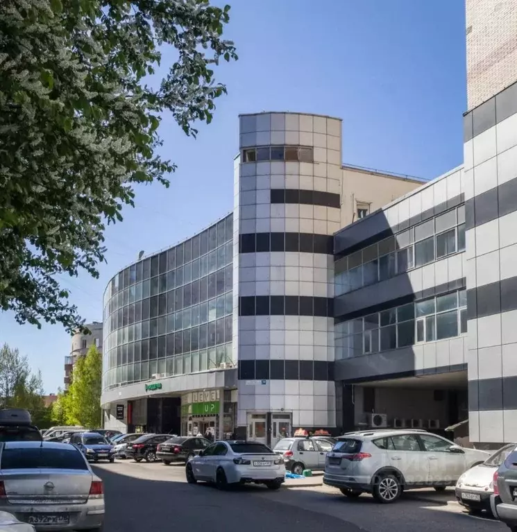 Помещение свободного назначения в Санкт-Петербург просп. Испытателей, ... - Фото 1