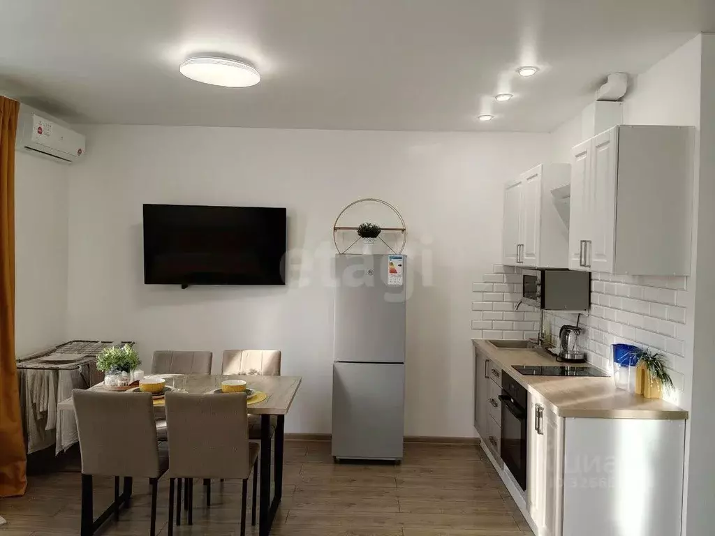 Студия Тюменская область, Тюмень Профсоюзная ул., 63к1 (34.0 м) - Фото 1