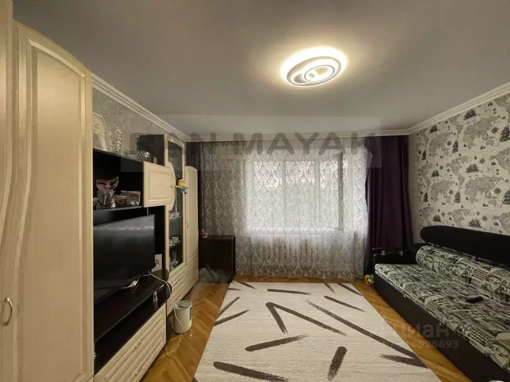 2-к кв. Адыгея, Майкоп ул. Чкалова, 80 (48.0 м) - Фото 1