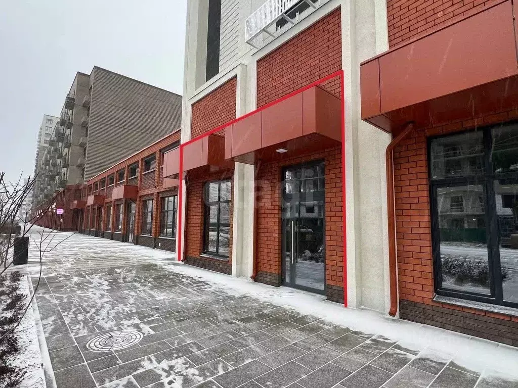 Помещение свободного назначения в Тюменская область, Тюмень ул. ... - Фото 1