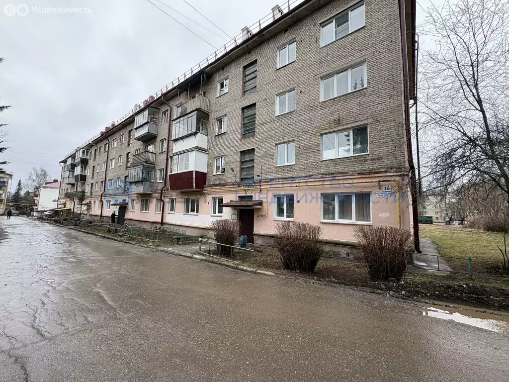 2-комнатная квартира: Белорецк, улица В. Косоротова, 16 (42.6 м) - Фото 1