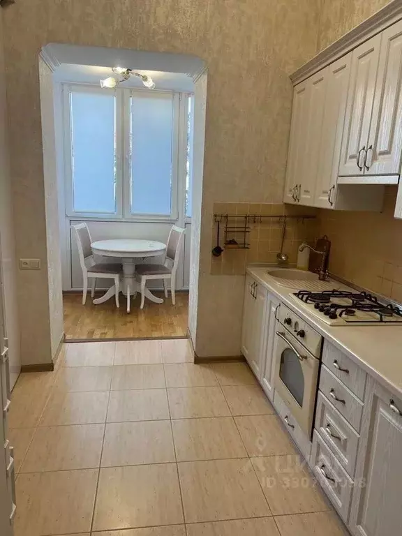 3-к кв. Крым, Симферополь ул. Екатерининская, 8 (70.0 м) - Фото 1