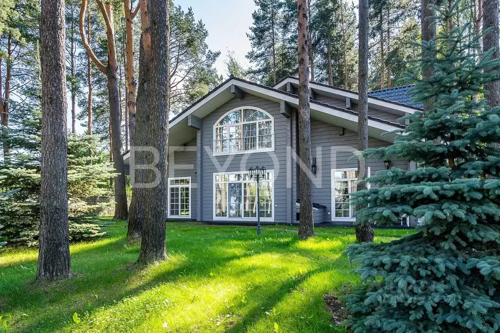 Дом в Ленинградская область, Всеволожский район, Бугровское городское ... - Фото 1