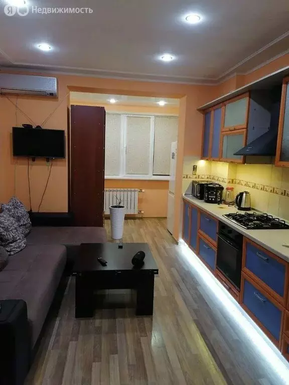 1-комнатная квартира: Туапсе, улица Маяковского, 4 (47.5 м) - Фото 1