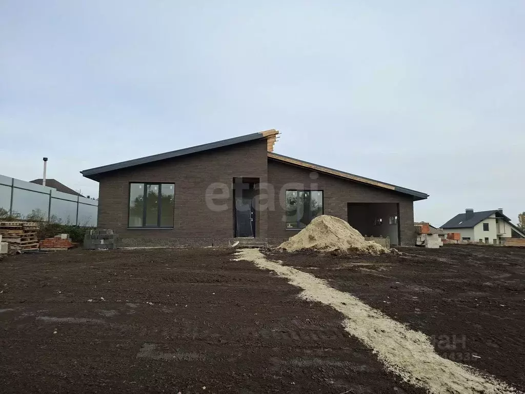 Дом в Белгородская область, Белгородский район, Дубовское с/пос, пос. ... - Фото 1